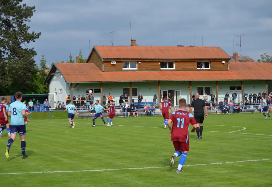30. kolo KP mužů FK Kunštát - TJ Moravan Lednice 2:1 (1:0)